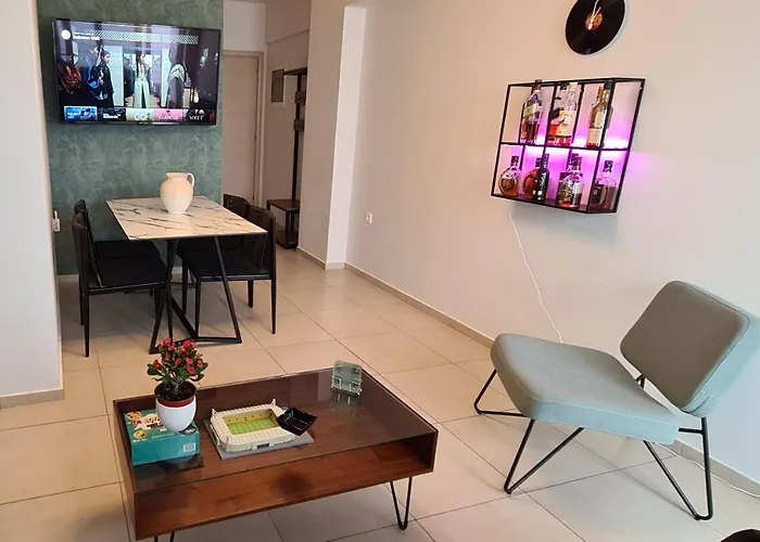 아파트 Folitsa A Lovely House 코스 타운